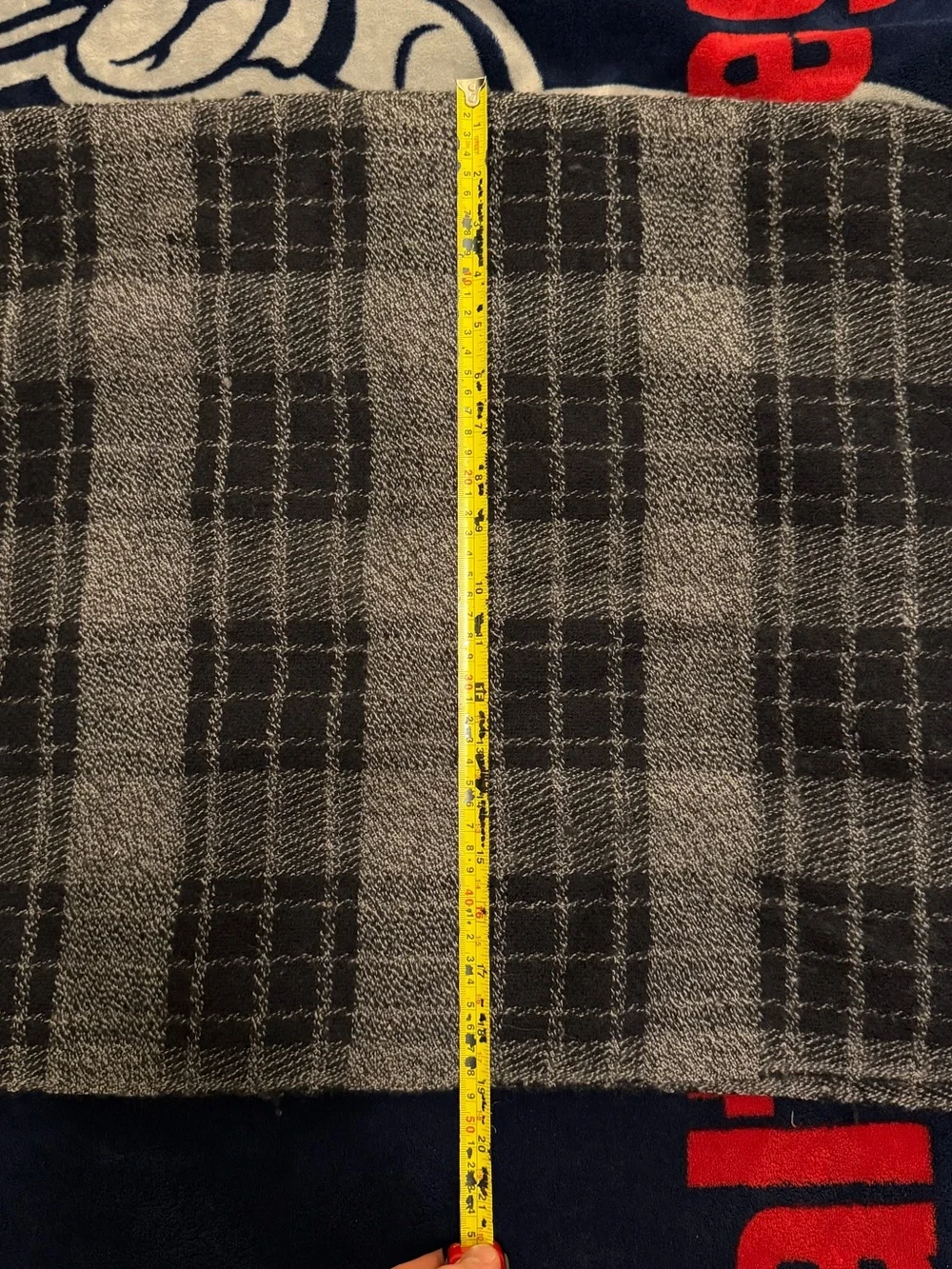 Banana Republic 100% Wool Plaid Scarf Black Gray Fringe One Size